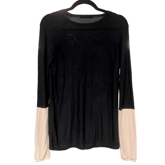 Alexander wang light weight sweater. - Picture 3 of 5